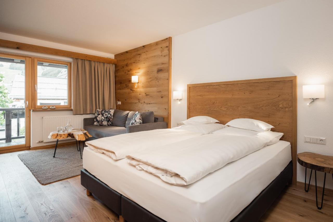 Jochum Hotel Garni Fiss Eksteriør billede