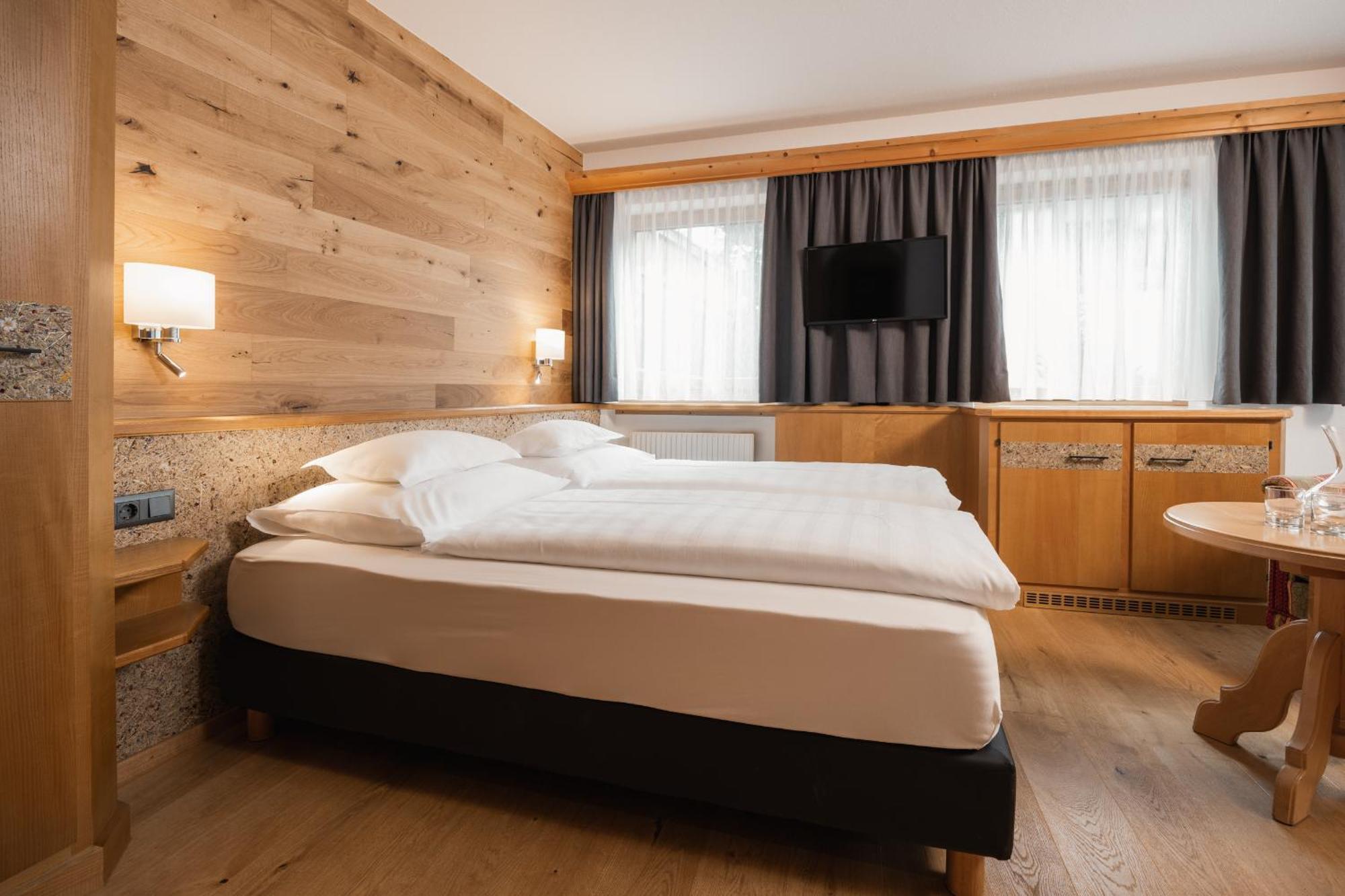 Jochum Hotel Garni Fiss Værelse billede