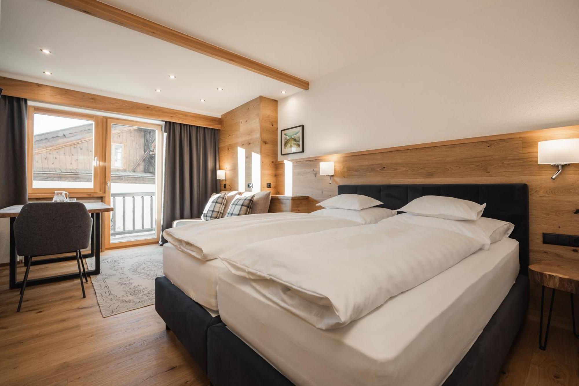 Jochum Hotel Garni Fiss Eksteriør billede