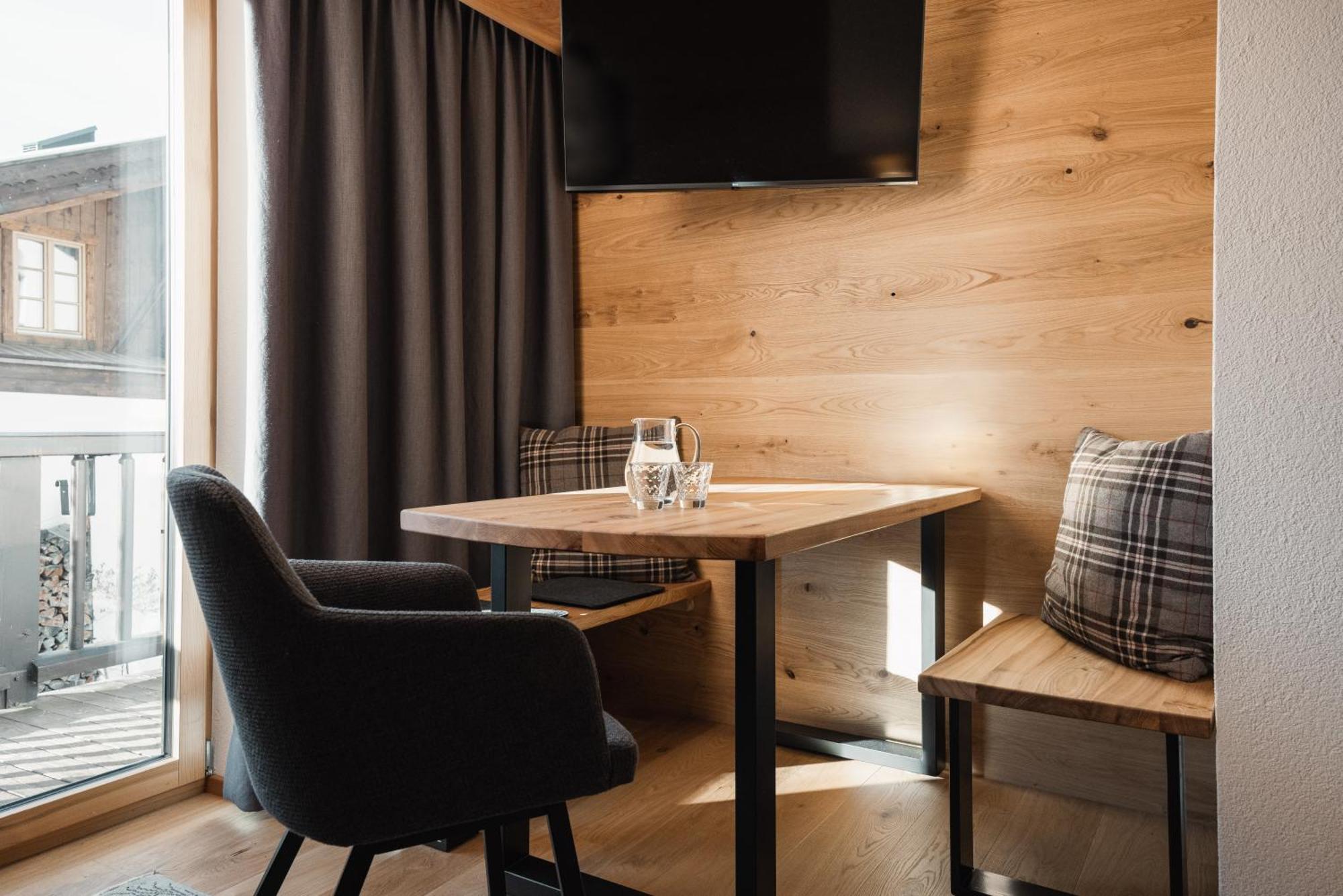 Jochum Hotel Garni Fiss Eksteriør billede