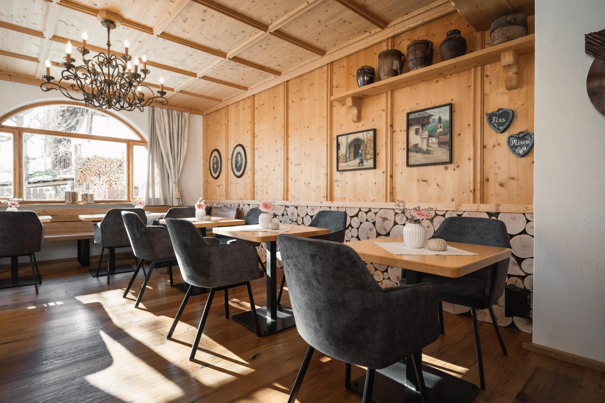 Jochum Hotel Garni Fiss Eksteriør billede